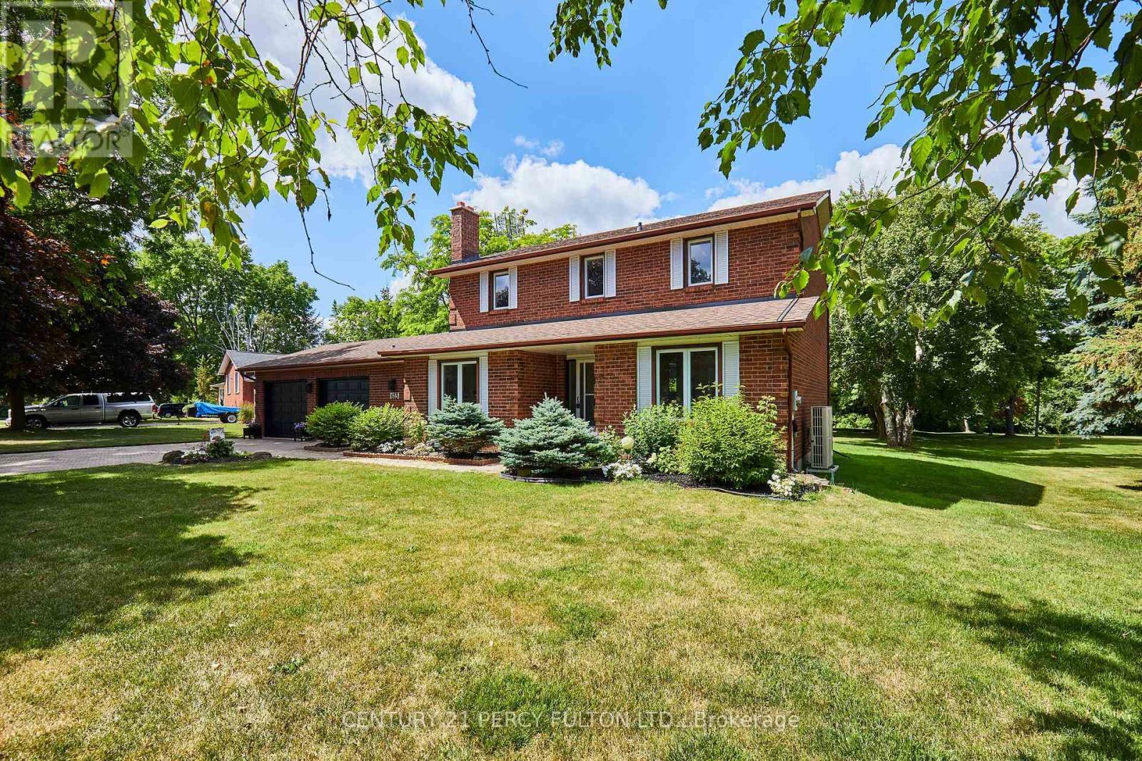 Property Photo: 613 Alma Street ON L9L 1C5