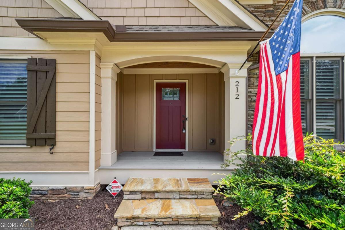 Property Photo:  212 Wilshire Terrace  GA 30184 