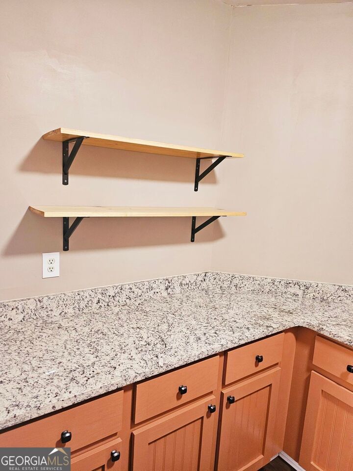 Property Photo:  3001 Susan Court  GA 30066