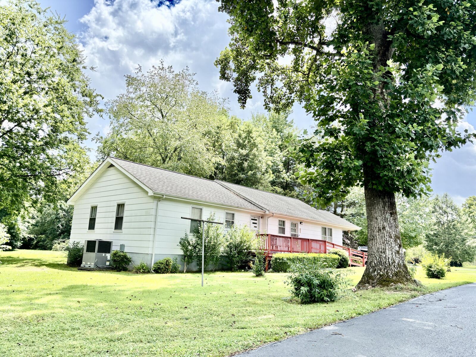Property Photo: 324 Dell Trail TN 37327