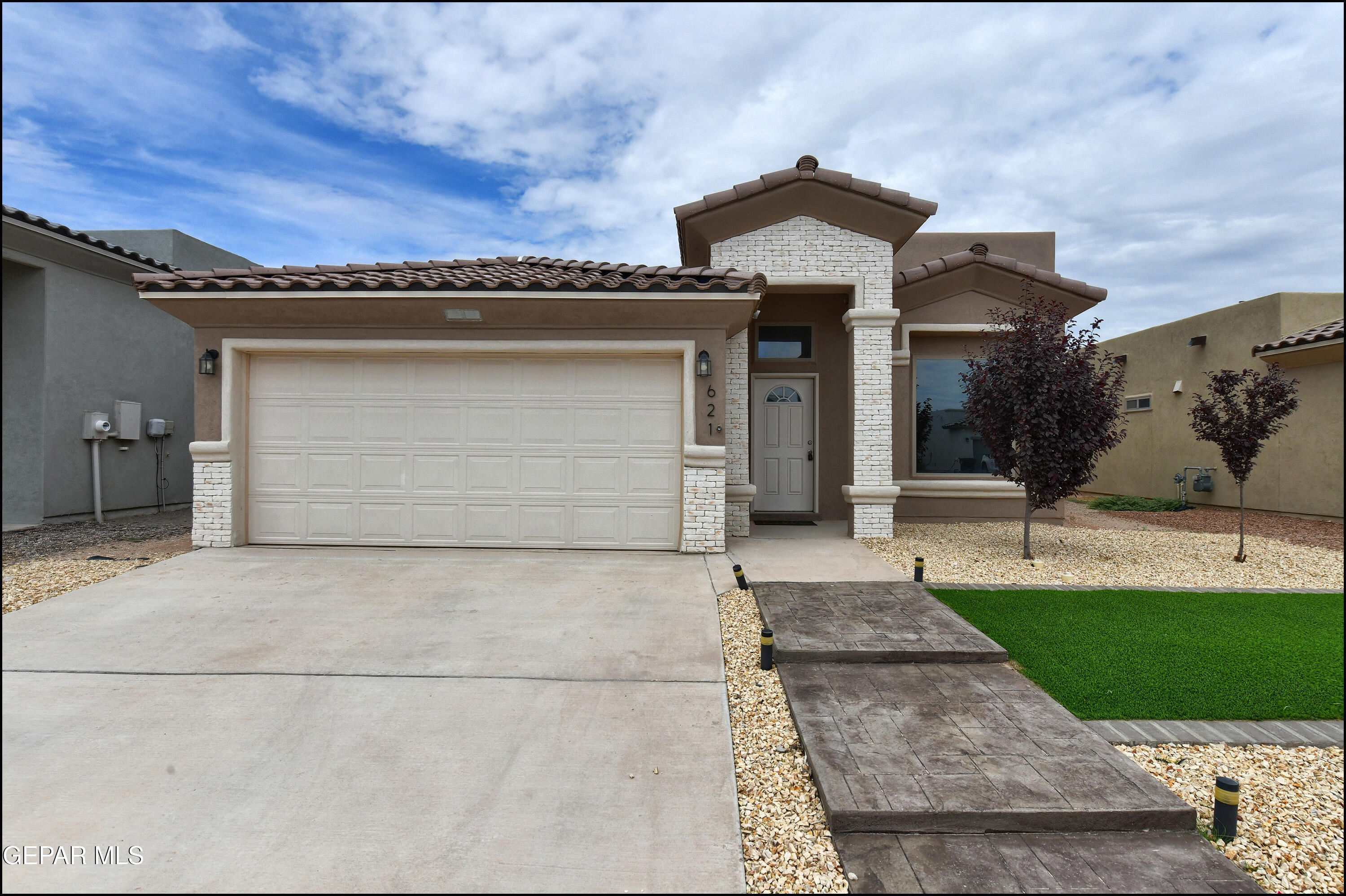 Property Photo:  621 Cedarwood Avenue  TX 79928 