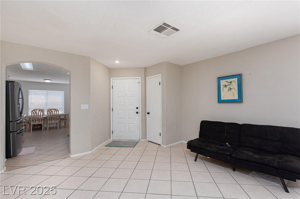 Property Photo: 1541 Linnbaker Lane 101 NV 89110