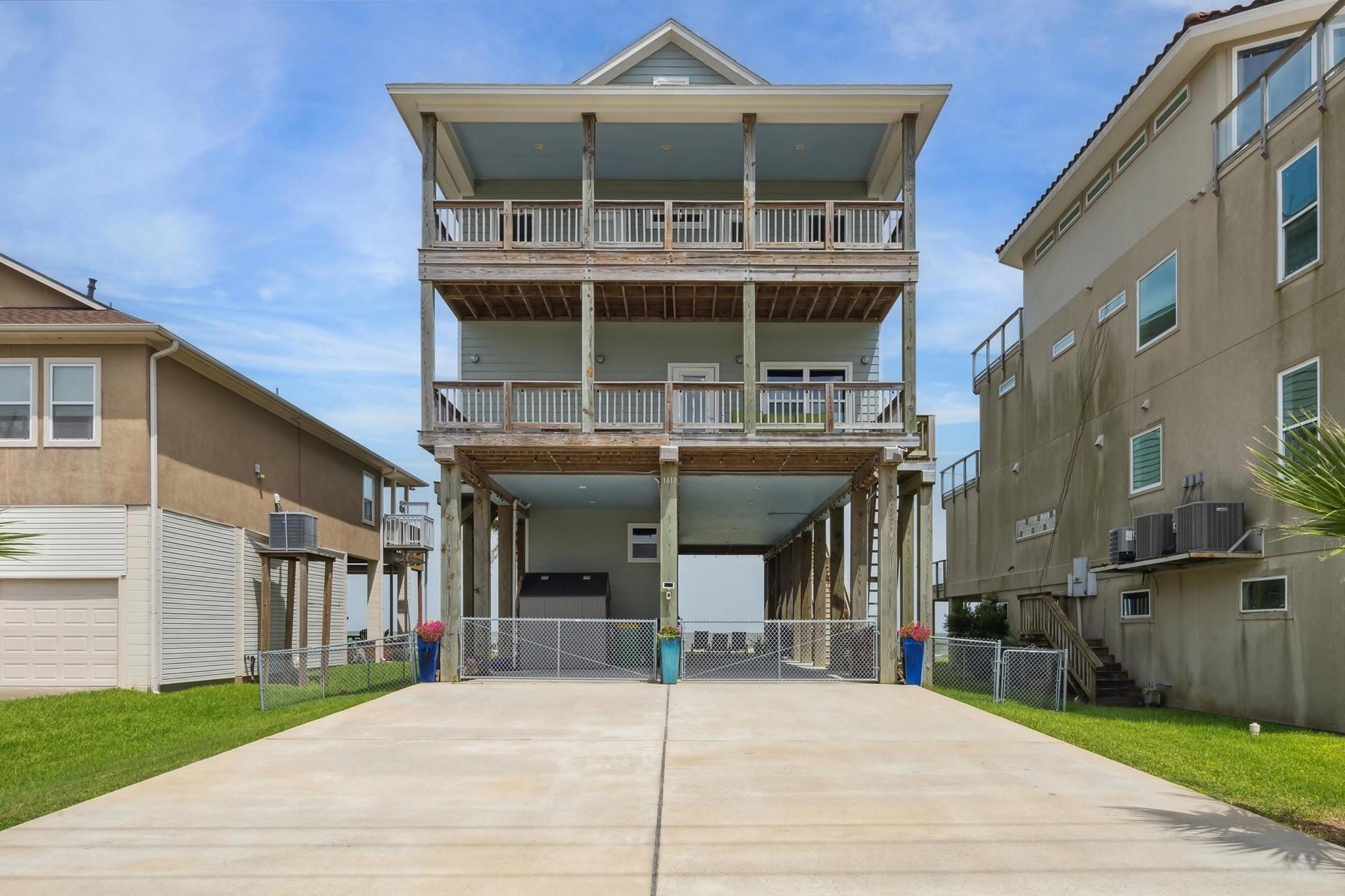 Property Photo: 1610 Todville Road TX 77586