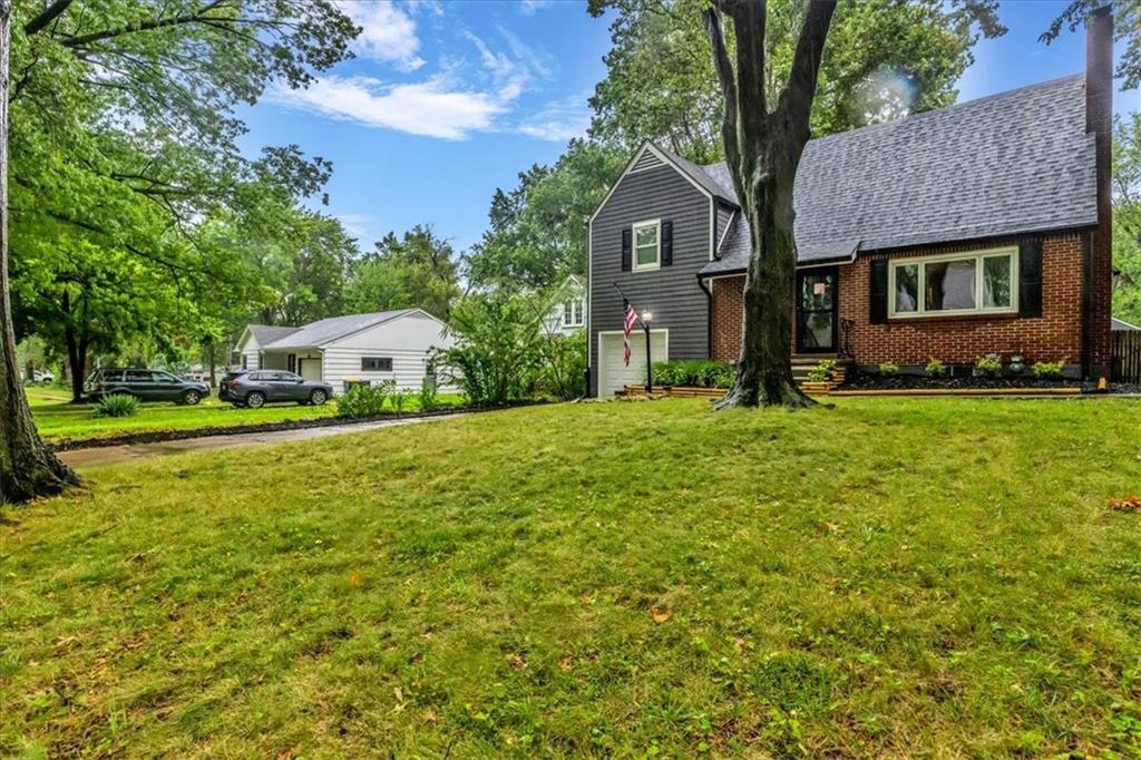 Property Photo:  7538 Locust Street  MO 64131 