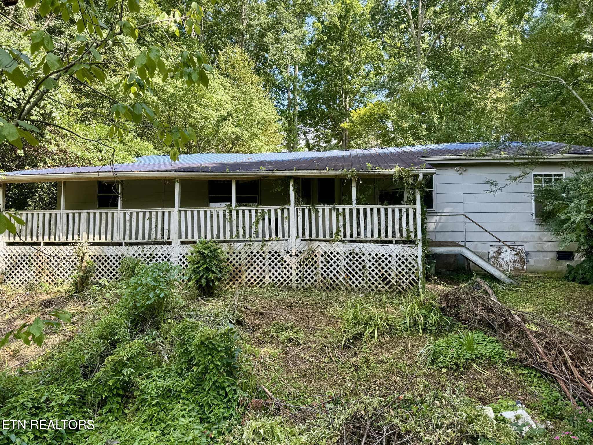 Property Photo:  571 Forks Grove Rd  TN 37766 