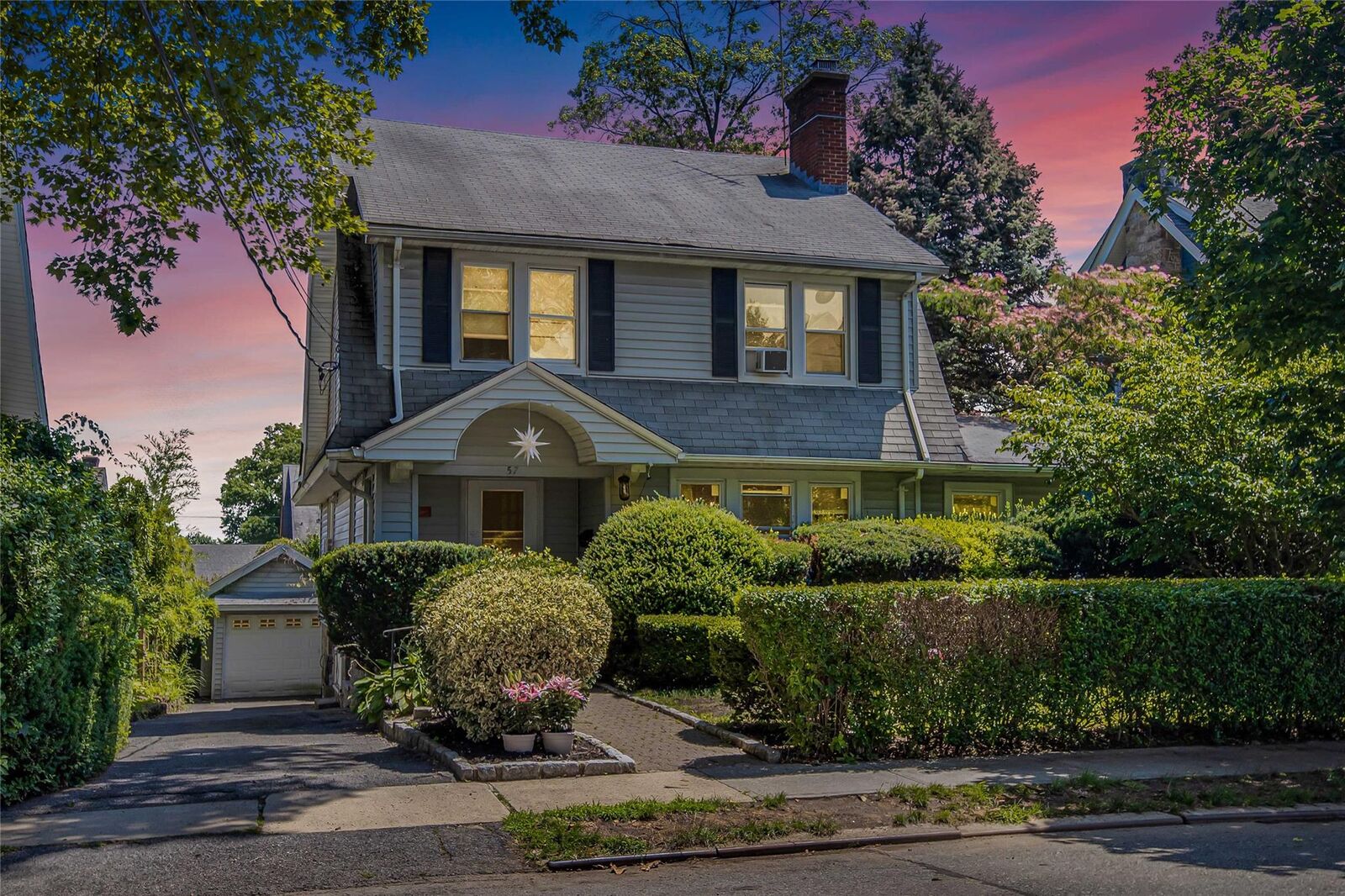 Property Photo:  57 Faneuil Place  NY 10801 