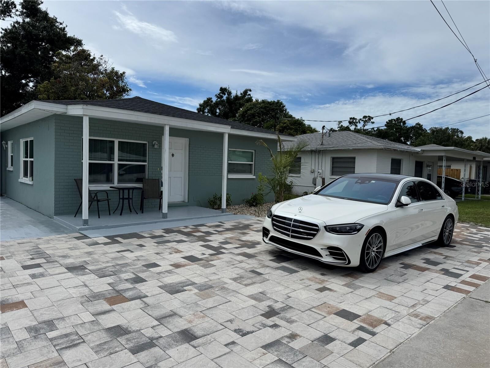 Property Photo:  206 N Himes Avenue  FL 33609 