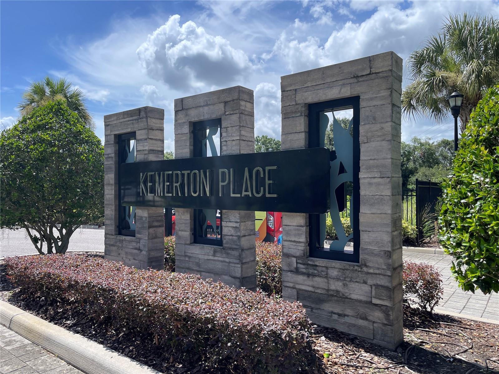 Property Photo:  2901 Grand Kemerton Place  FL 33618 