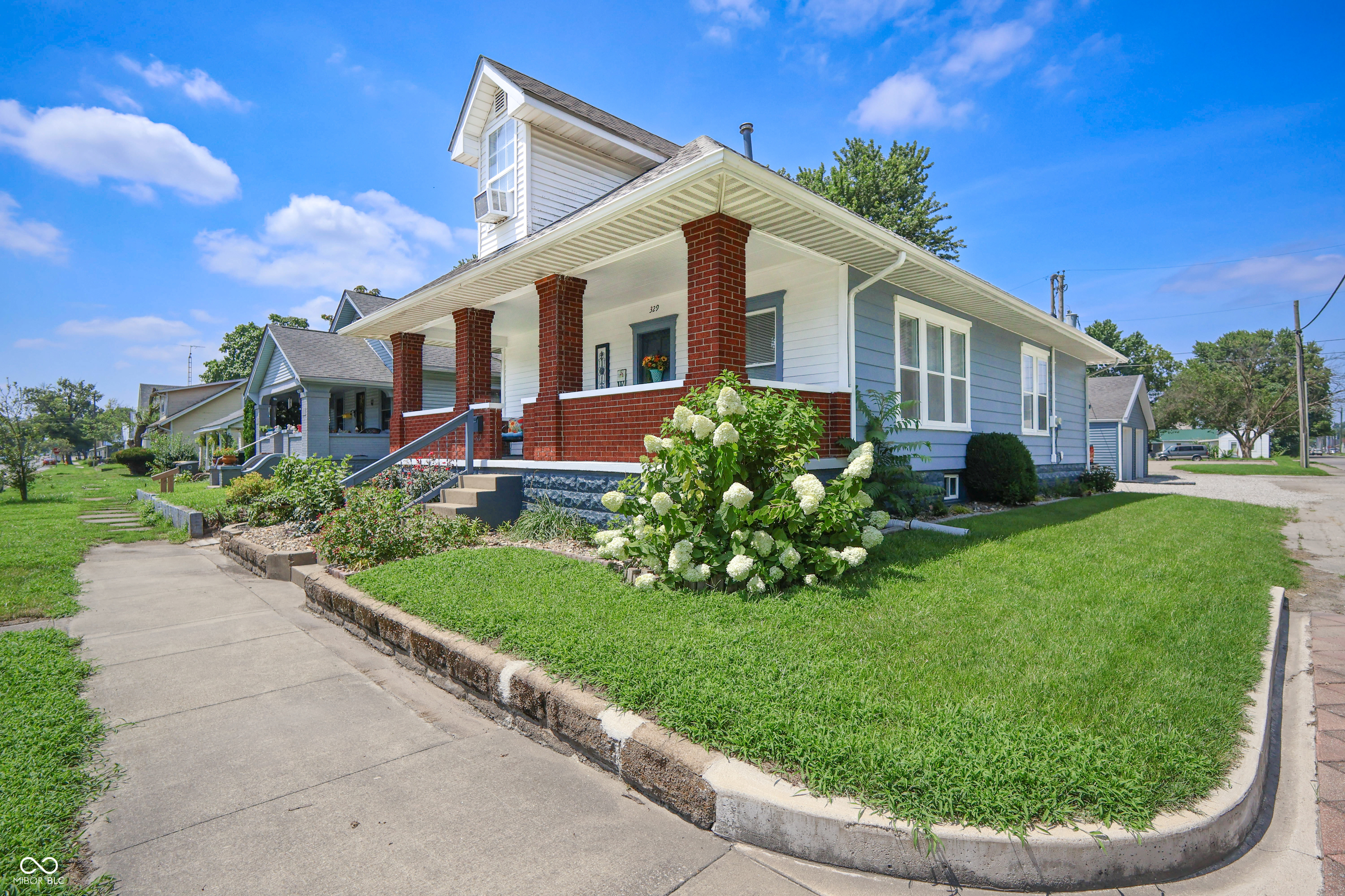 Property Photo: 329 E Laurel Street IN 47274