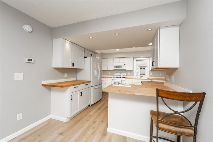 Property Photo:  816 River Street  MI 49093-1102 