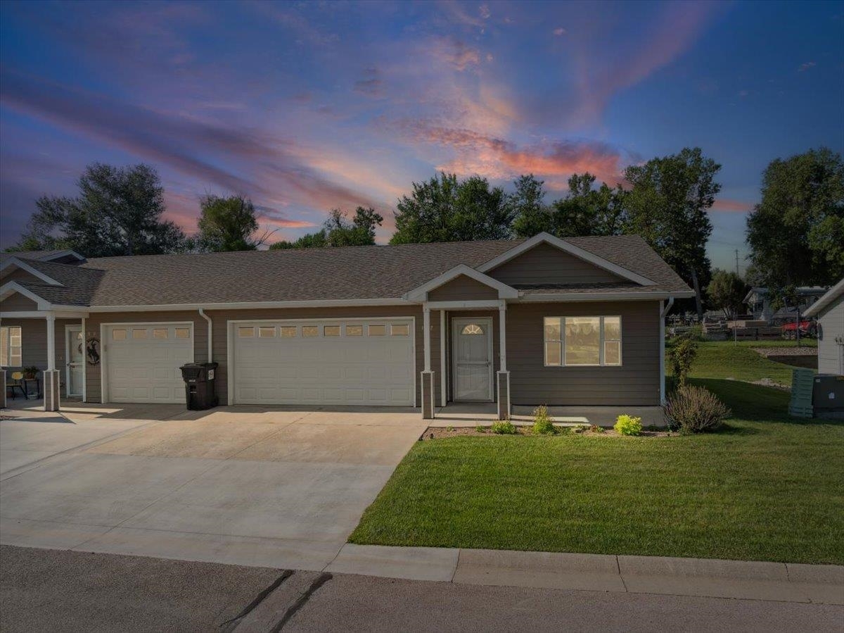 1217 Silverbrook Lane  Spearfish SD 57783 photo