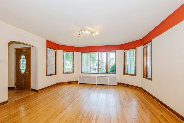 Property Photo: 7848 W Sunset Drive IL 60707
