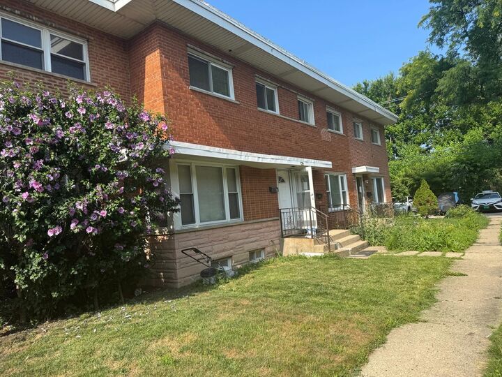 Property Photo: 10059 Frontage Road E IL 60077