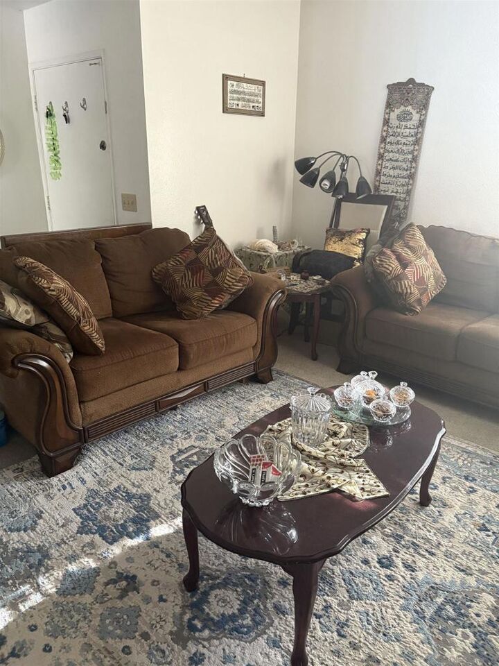 Property Photo: 11037 Pallon Way CA 92124