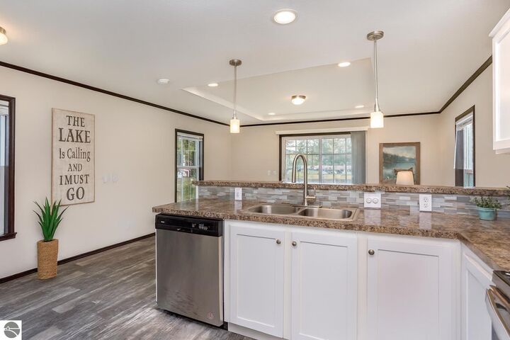 Property Photo:  842 Hickory Street  MI 48612 