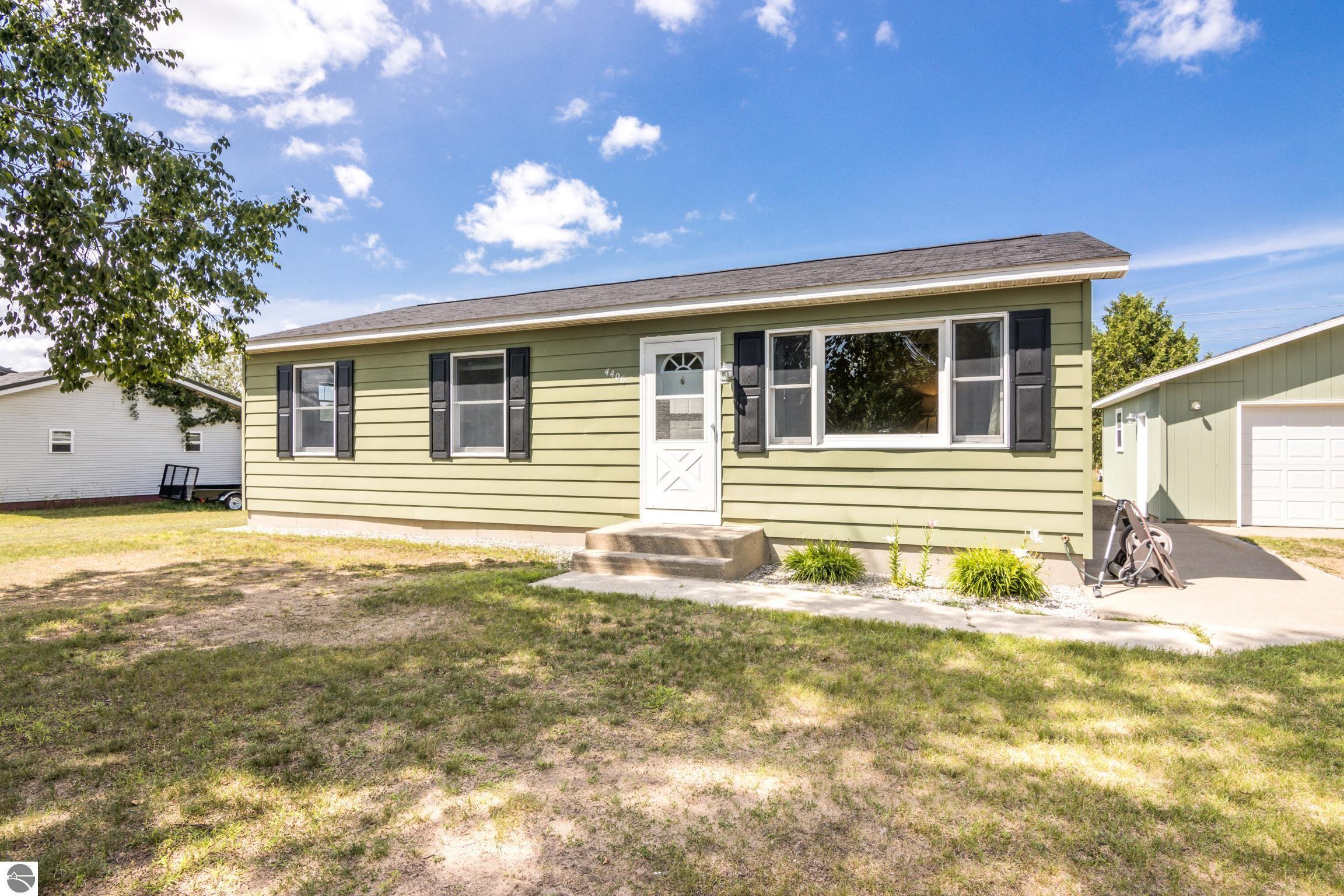 Property Photo: 4406 Manor Wood Drive MI 49685