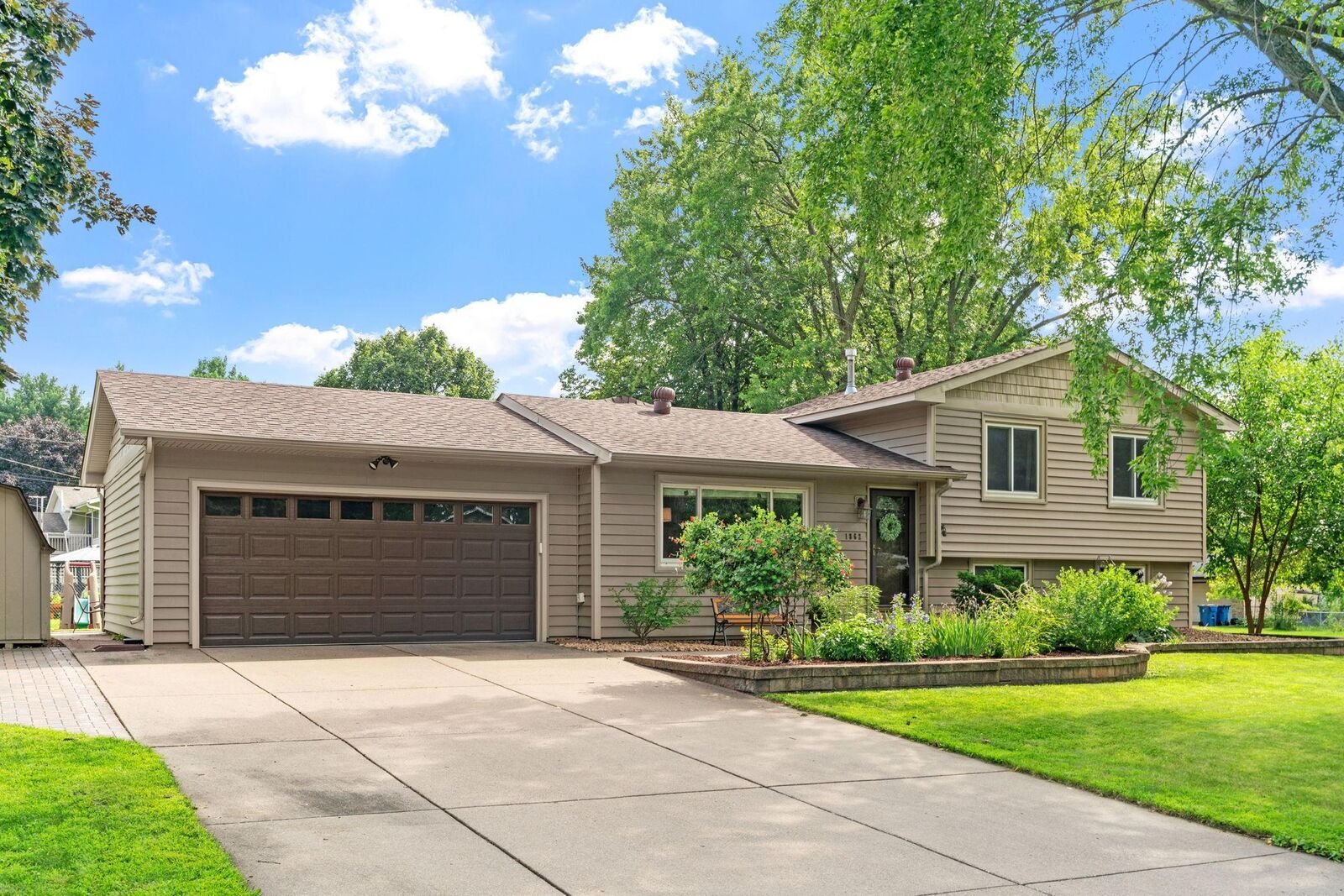 Property Photo:  1862 Carnelian Lane  MN 55122 