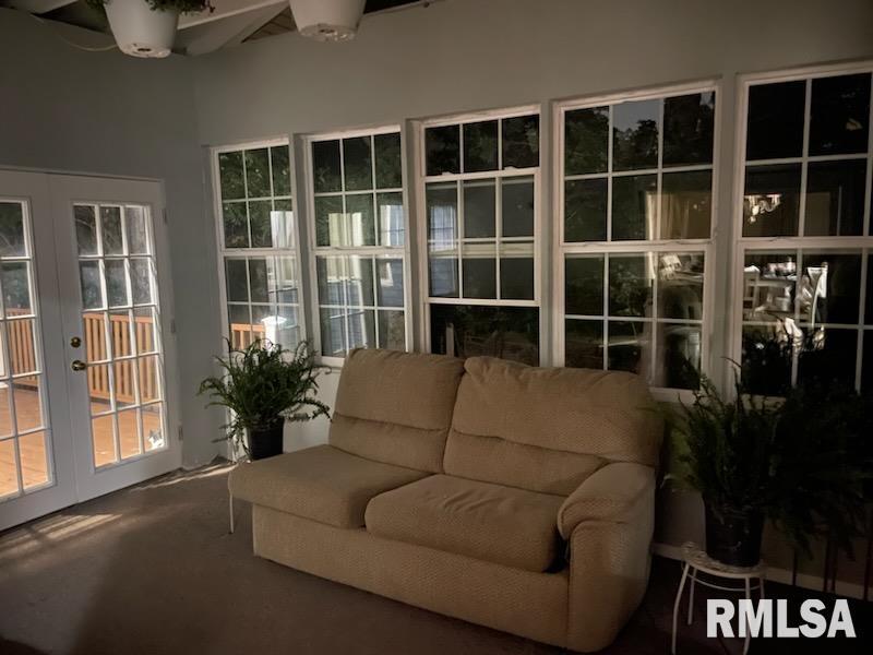 Property Photo:  2523 W Huntington Drive  IL 61614 