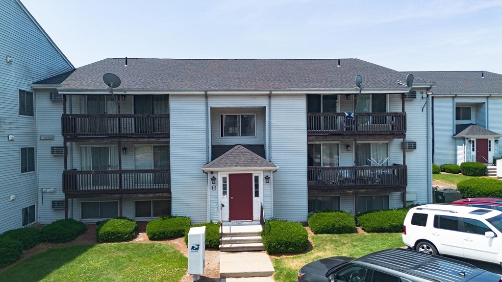 Property Photo: 11B Gibbs St B25 MA 01607