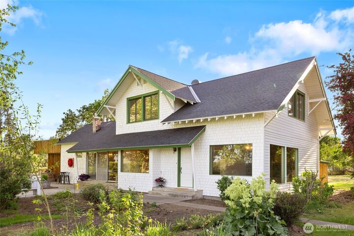 Property Photo: 440 Tjossem Road WA 98926