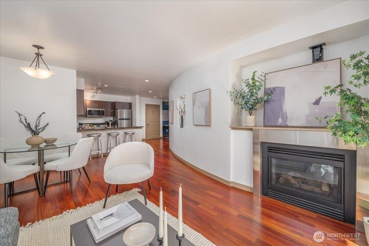 5615  24th Avenue NW 32  Seattle WA 98107 photo
