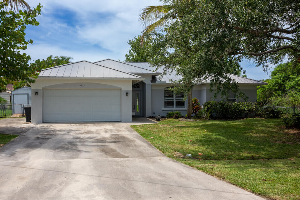 Property Photo: 6315 NW Hala Court FL 34983
