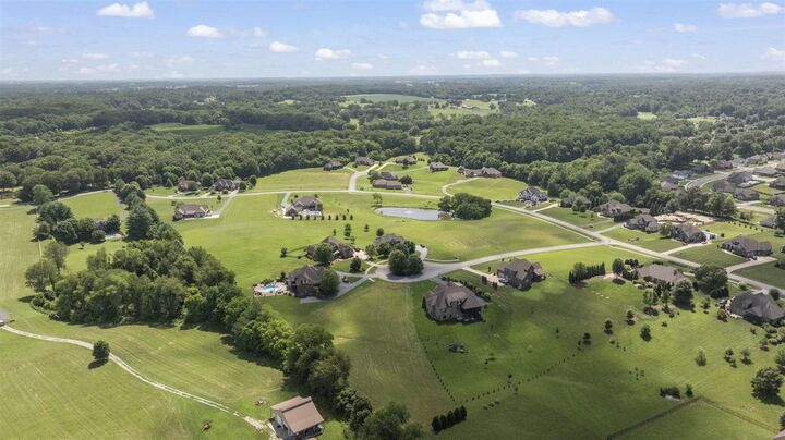 Property Photo:  140 Sterling Oak Court  KY 42122 