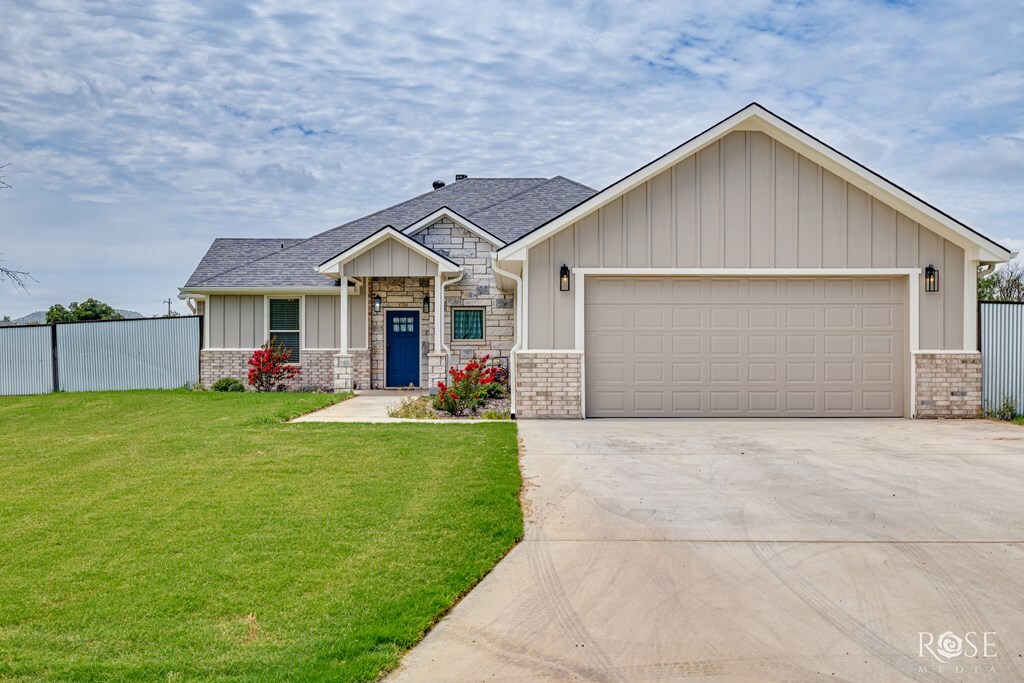 Property Photo: 17643 McCrary TX 76958