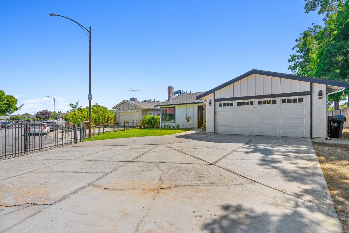 Property Photo: 295 Esmeralda Court CA 95116