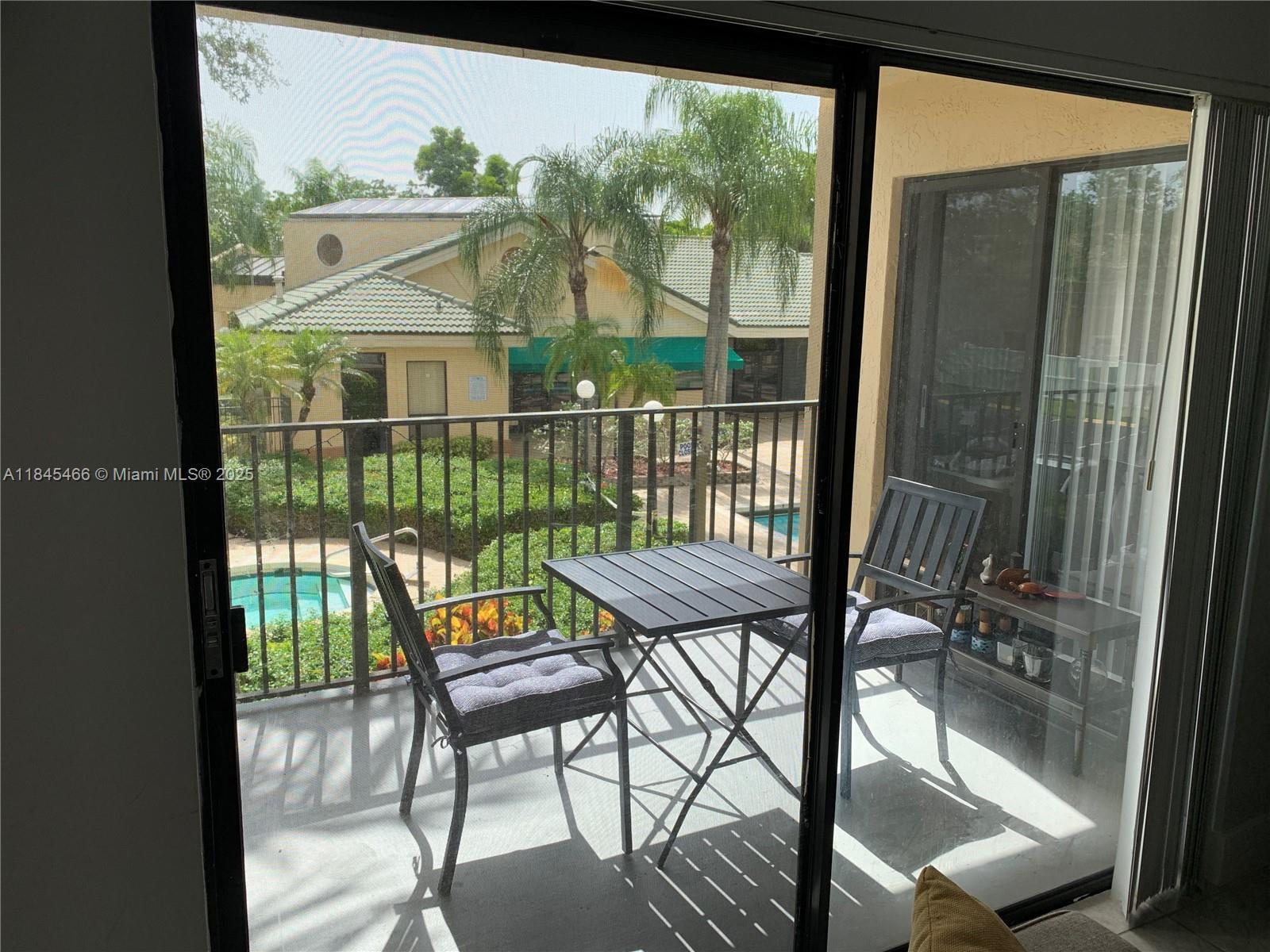 Property Photo:  9999 Summerbreeze Dr 402  FL 33322 