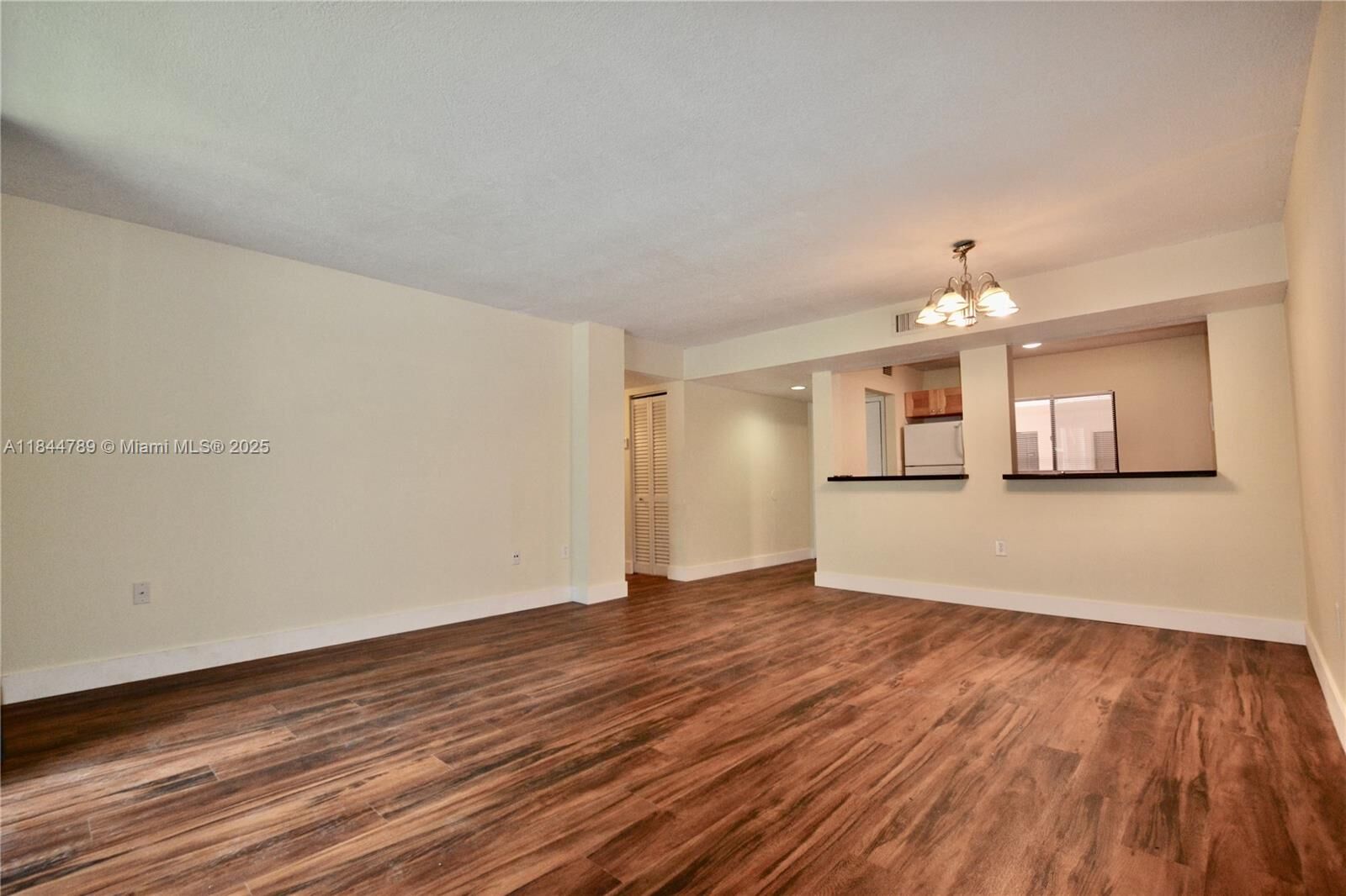 Property Photo:  8520 SW 133rd Ave Rd 203  FL 33183 