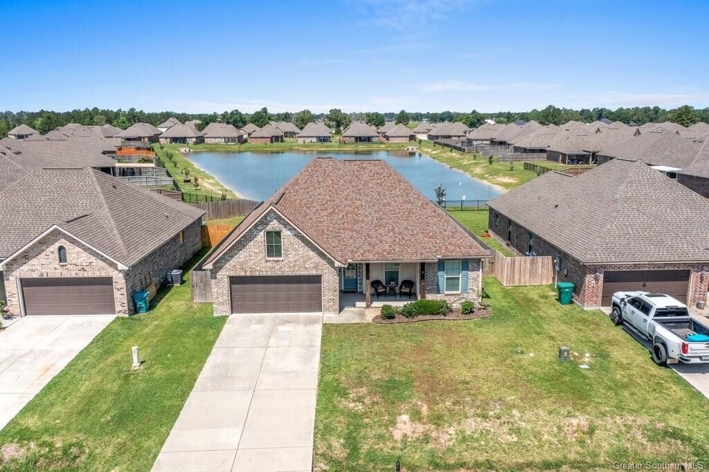 Property Photo: 2107 Orleans Run Drive LA 70611