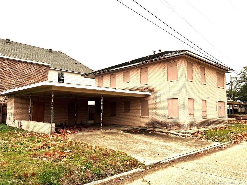 Property Photo: 731 Kirby Lane LA 70601