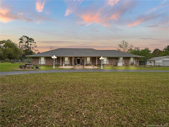 267 Hauser Road  Deridder LA 70634 photo