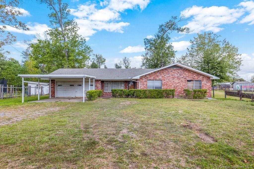 Property Photo:  117 S Hazel Street S  LA 70663 