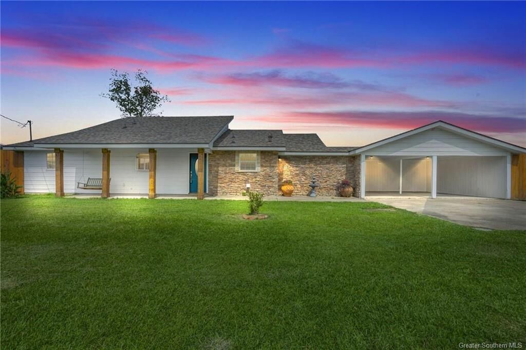 Property Photo: 236 Genna Road LA 70663
