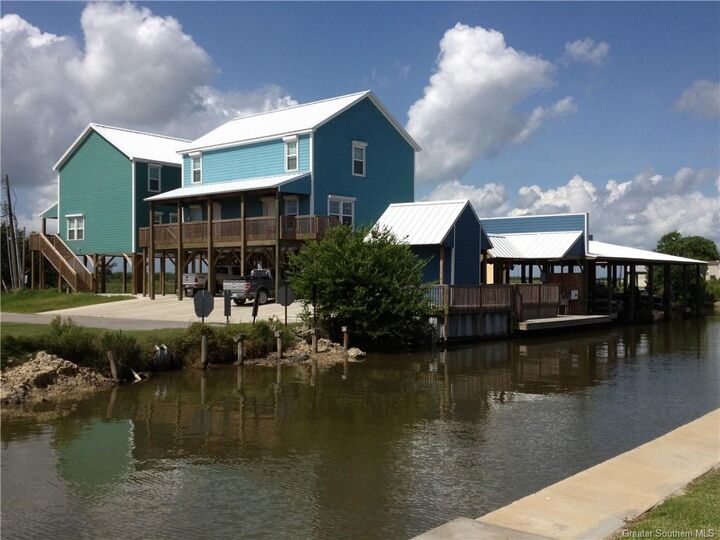 Property Photo: 461 Lake Breeze Road LA 70645