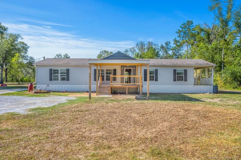 Property Photo:  435 Andrew Mouhot Road  LA 70657 