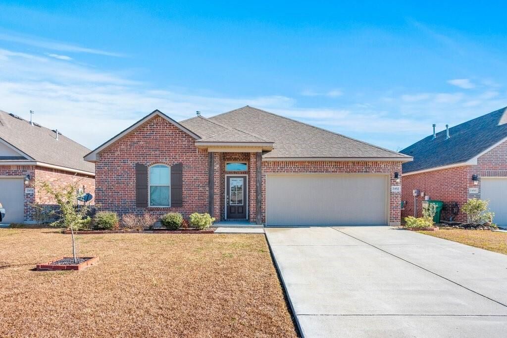 Property Photo:  2452 Fenimore Loop  LA 70669 