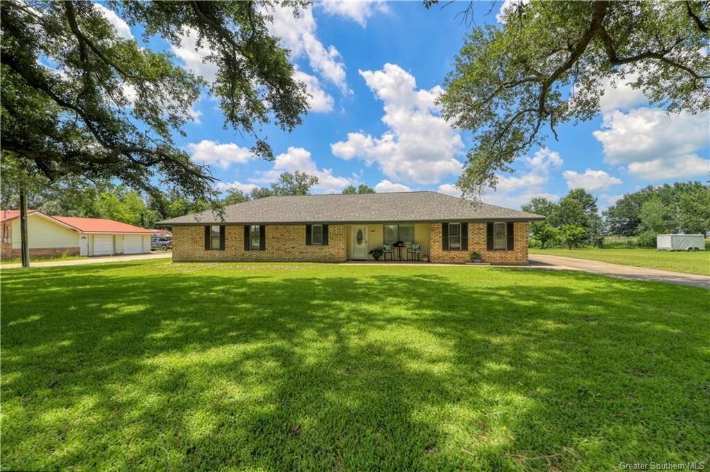 Property Photo:  2808 Highway 14 Highway  LA 70607 