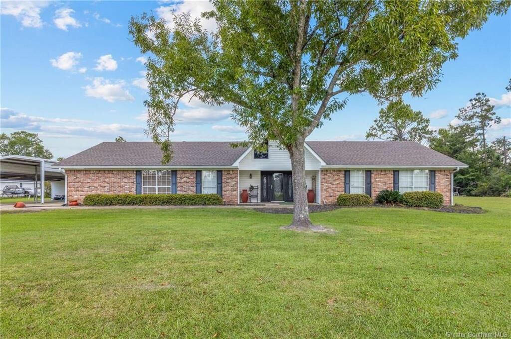 Property Photo:  1420 N Morning Drive N  LA 70611 