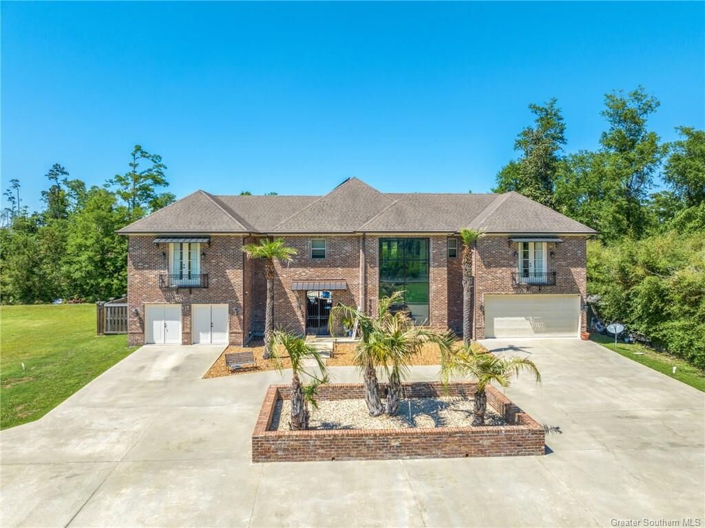 Property Photo:  3997 River Moss Lane  LA 70669 