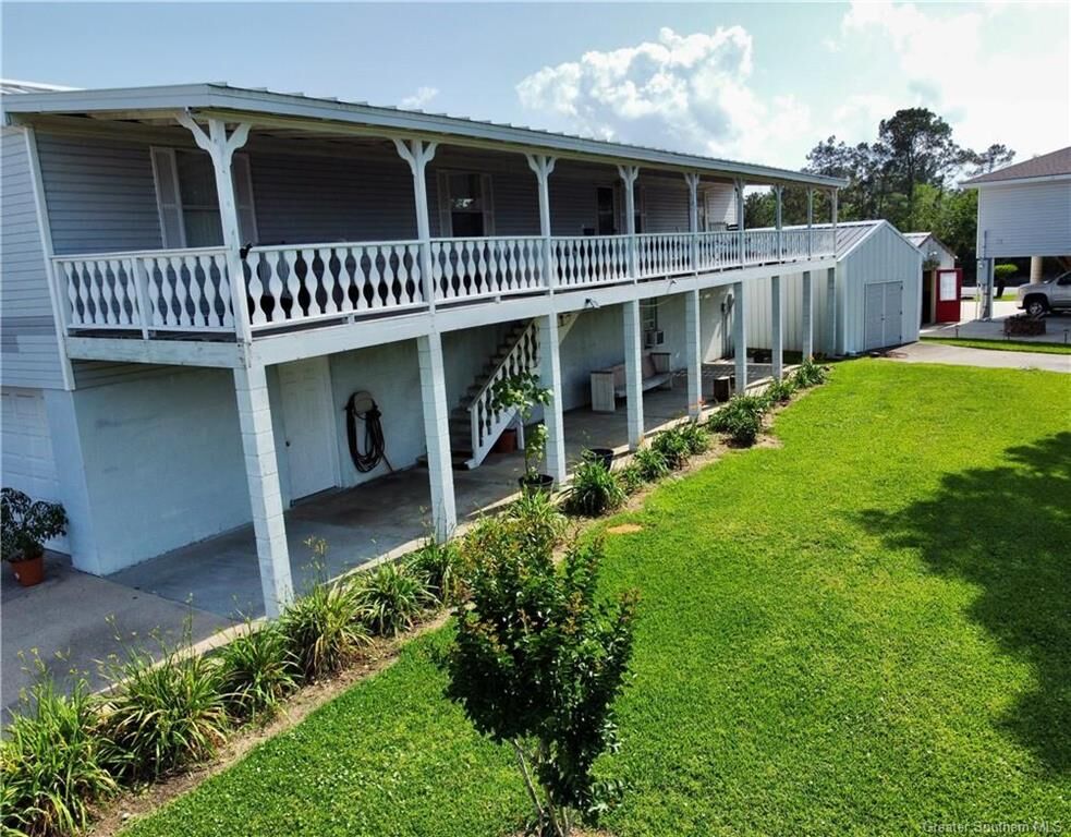 Property Photo: 1528 Property Road LA 70665