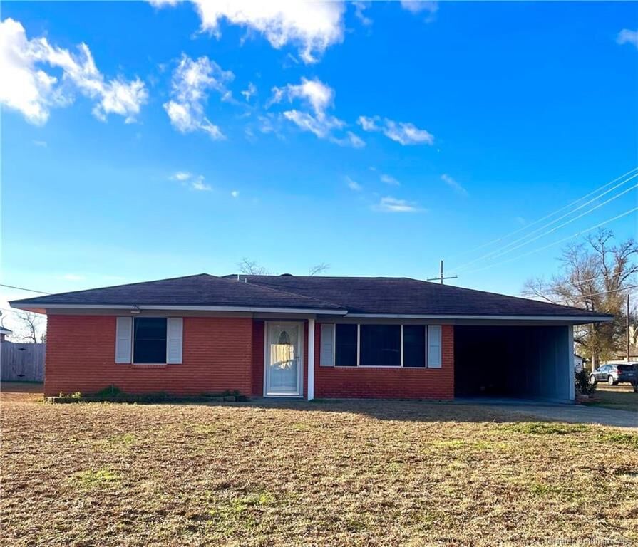 Property Photo: 1035 Live Oak Street LA 70669