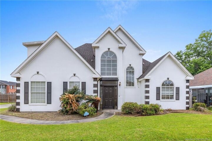 1623 Mignonette Lane A  Lake Charles LA 70605 photo