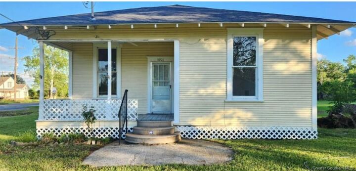 Property Photo: 3901 Rice Dryer Road LA 70668