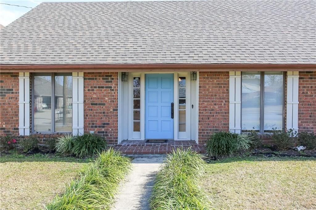 Property Photo:  1308 S Rue Des Chene Street S  LA 70669 