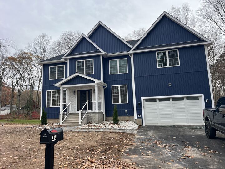 Property Photo:  39 Lafayette Road  CT 06447 