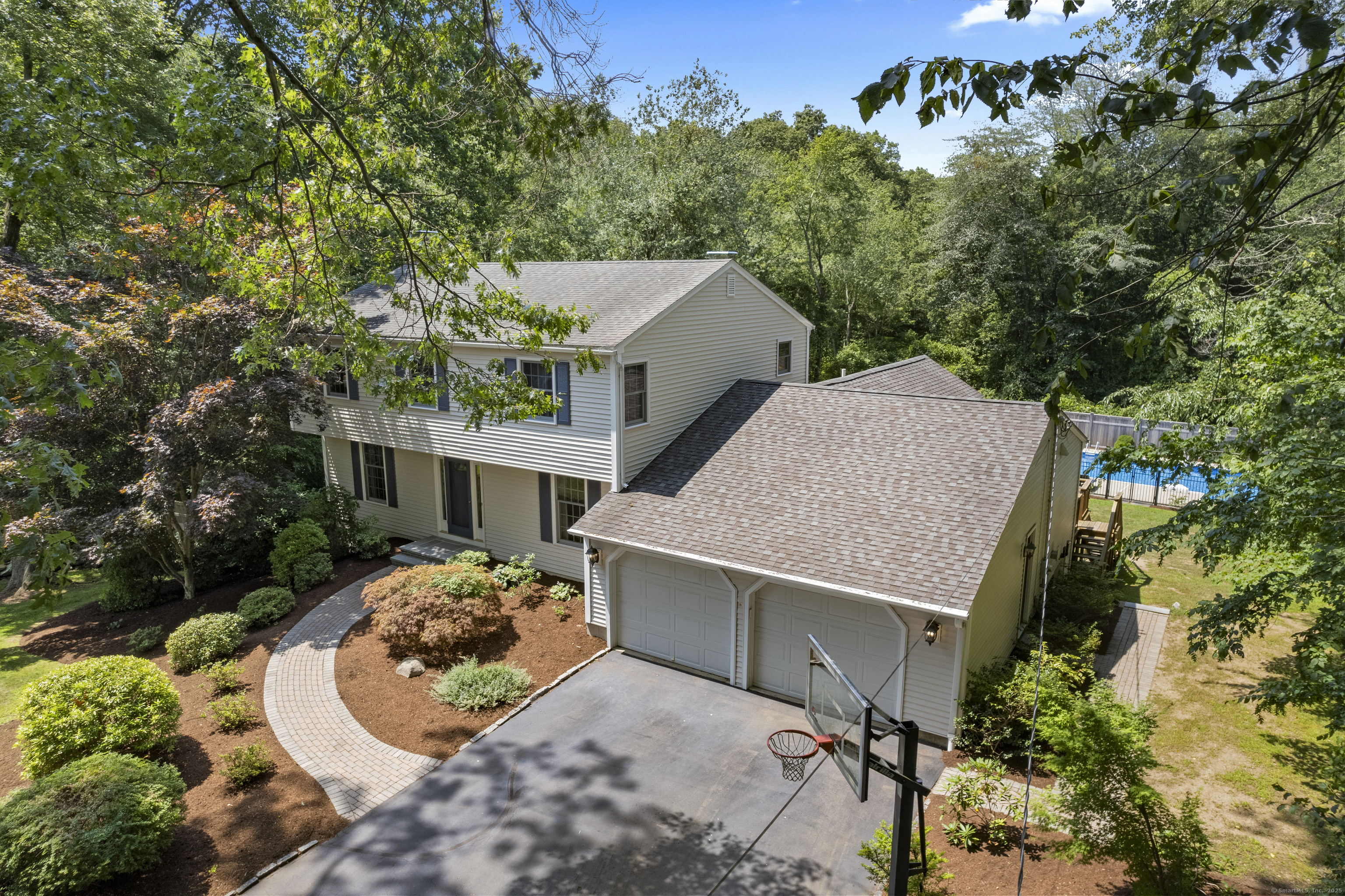 Property Photo:  241 Hunters Trail  CT 06443 