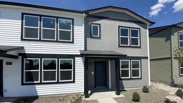 Property Photo:  5121 E Frederick Ave  WA 99217 